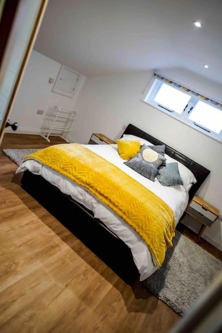 The Loft Apartment @ Lower Coombe Royal キングスブリッジ エクステリア 写真